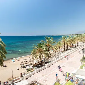 Apartment Puerto Azul, Marbella